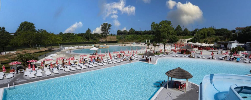 castrezzato piscina